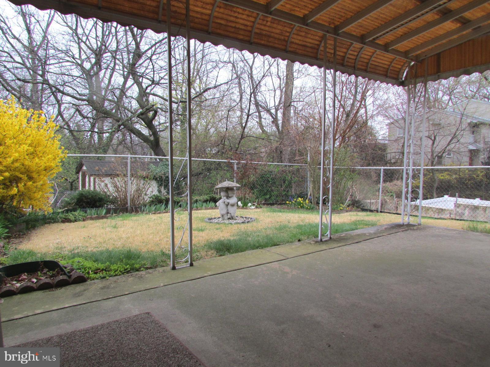 FOX CHASE - Residential