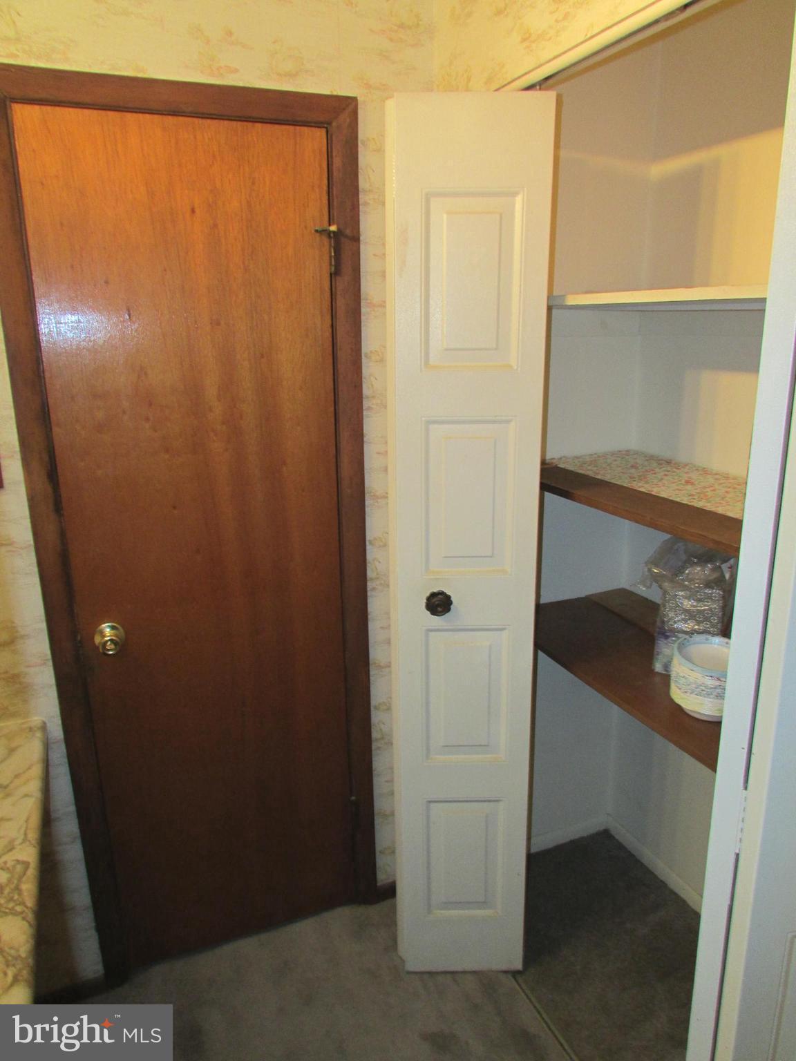 FOX CHASE - Residential