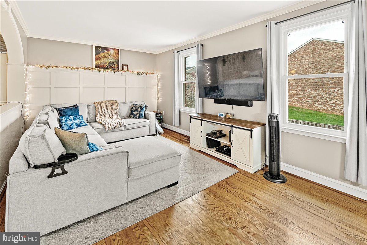 COLONY VILLAGE - Residential