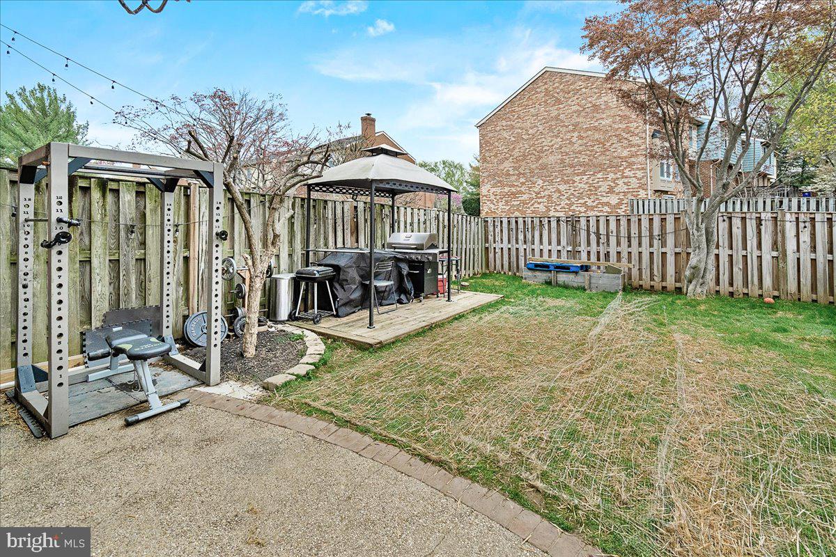 COLONY VILLAGE - Residential