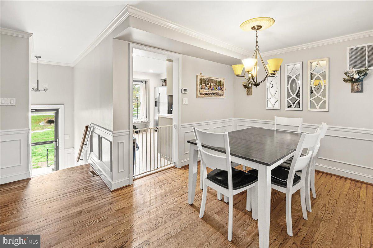 COLONY VILLAGE - Residential