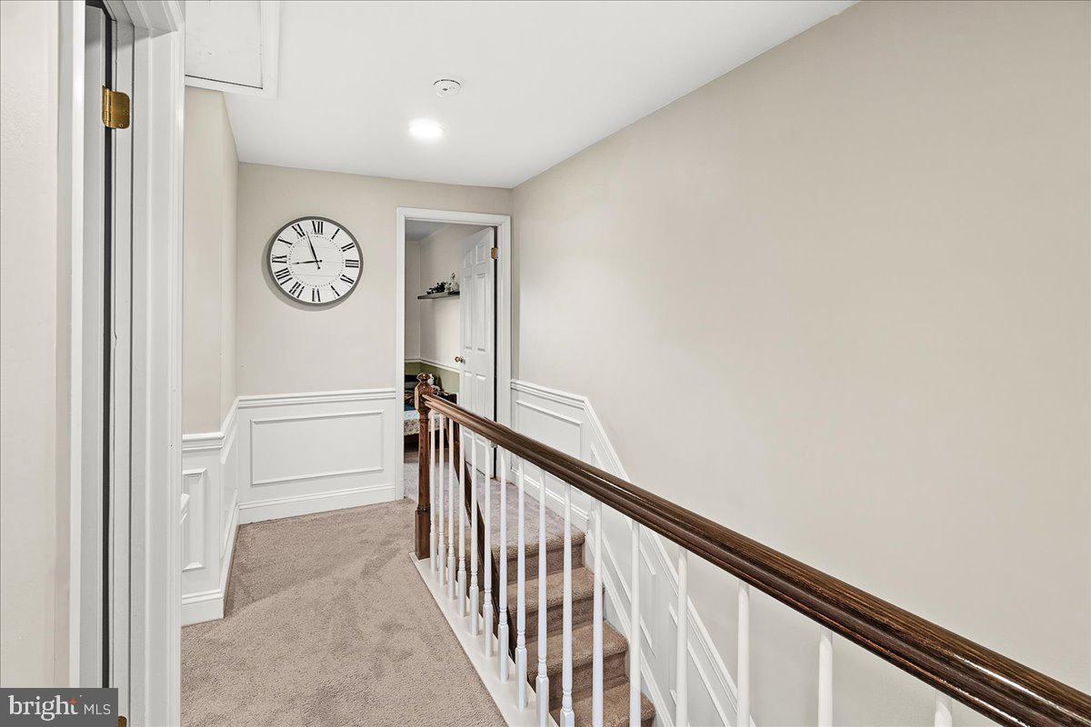 COLONY VILLAGE - Residential