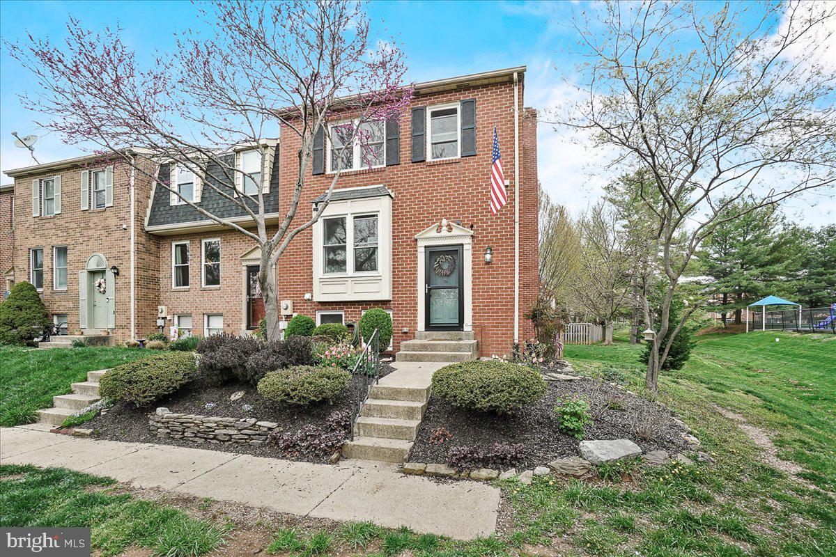 COLONY VILLAGE - Residential