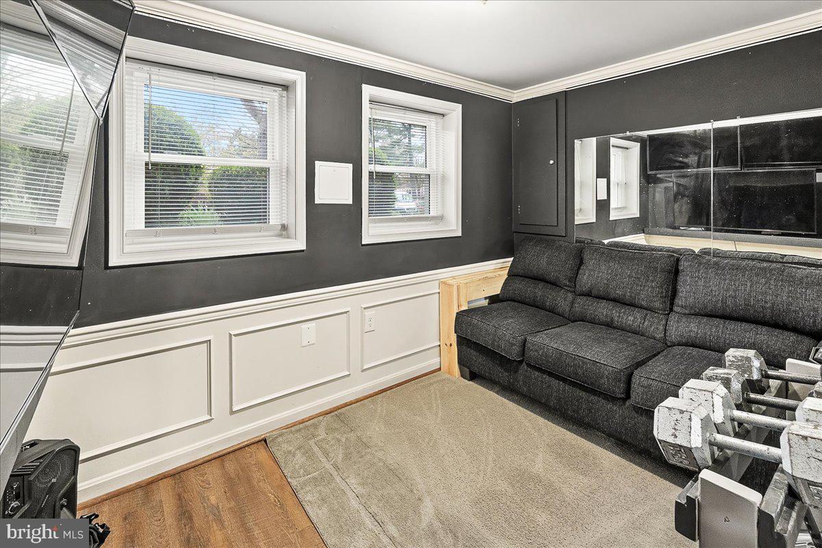 COLONY VILLAGE - Residential