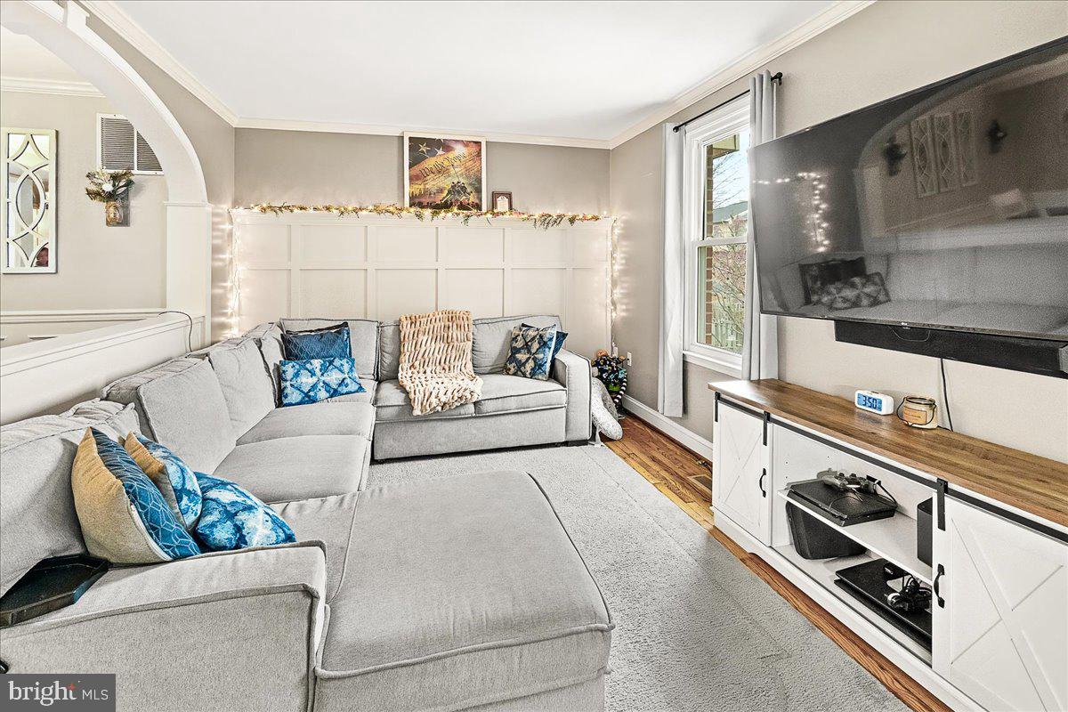 COLONY VILLAGE - Residential