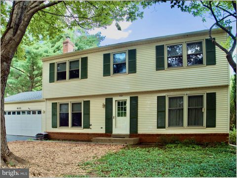 401 CAVENDISH STREET HERNDON VA 20170