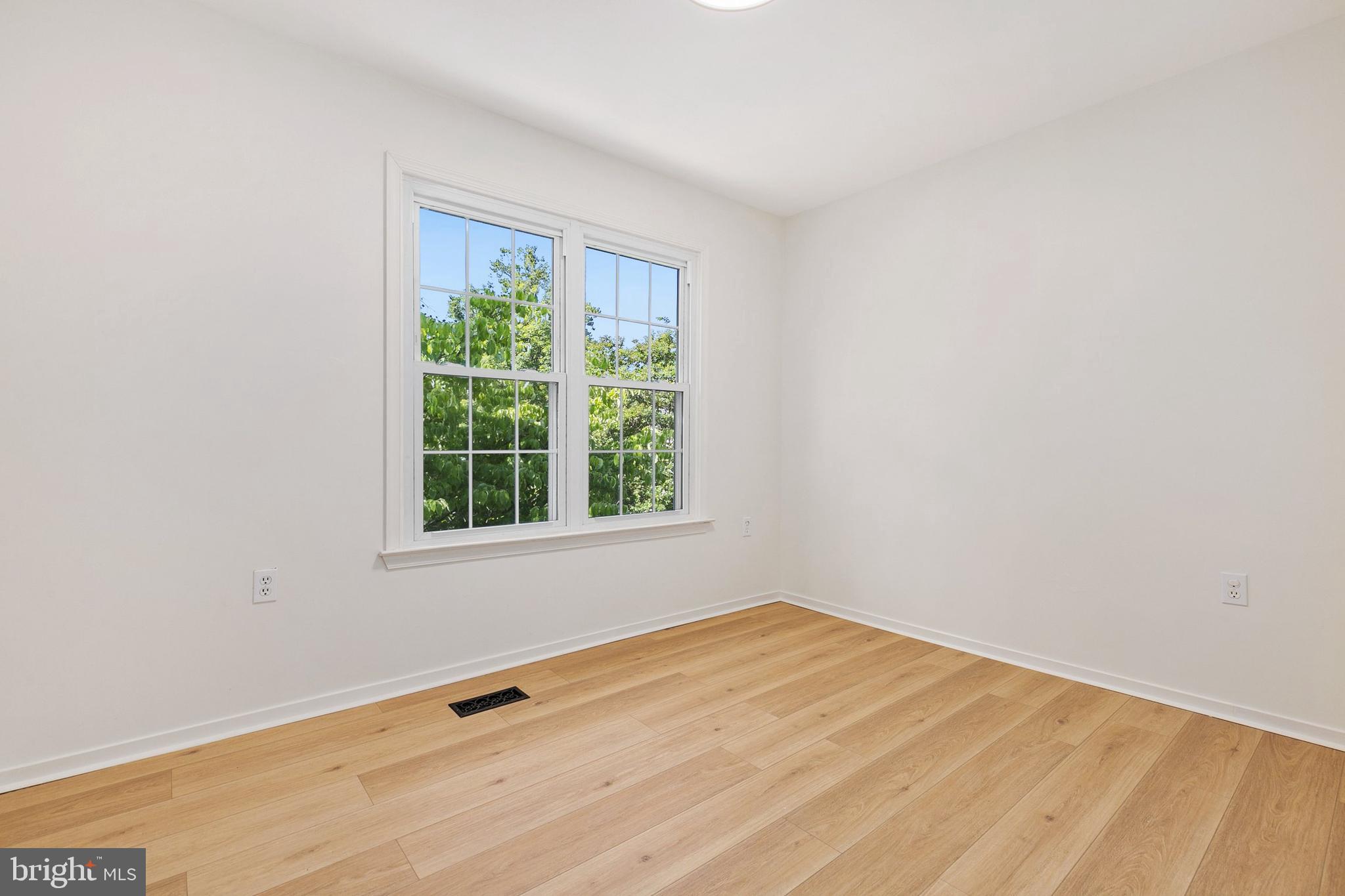 CHURCHILL TOWN SECTOR - Residential