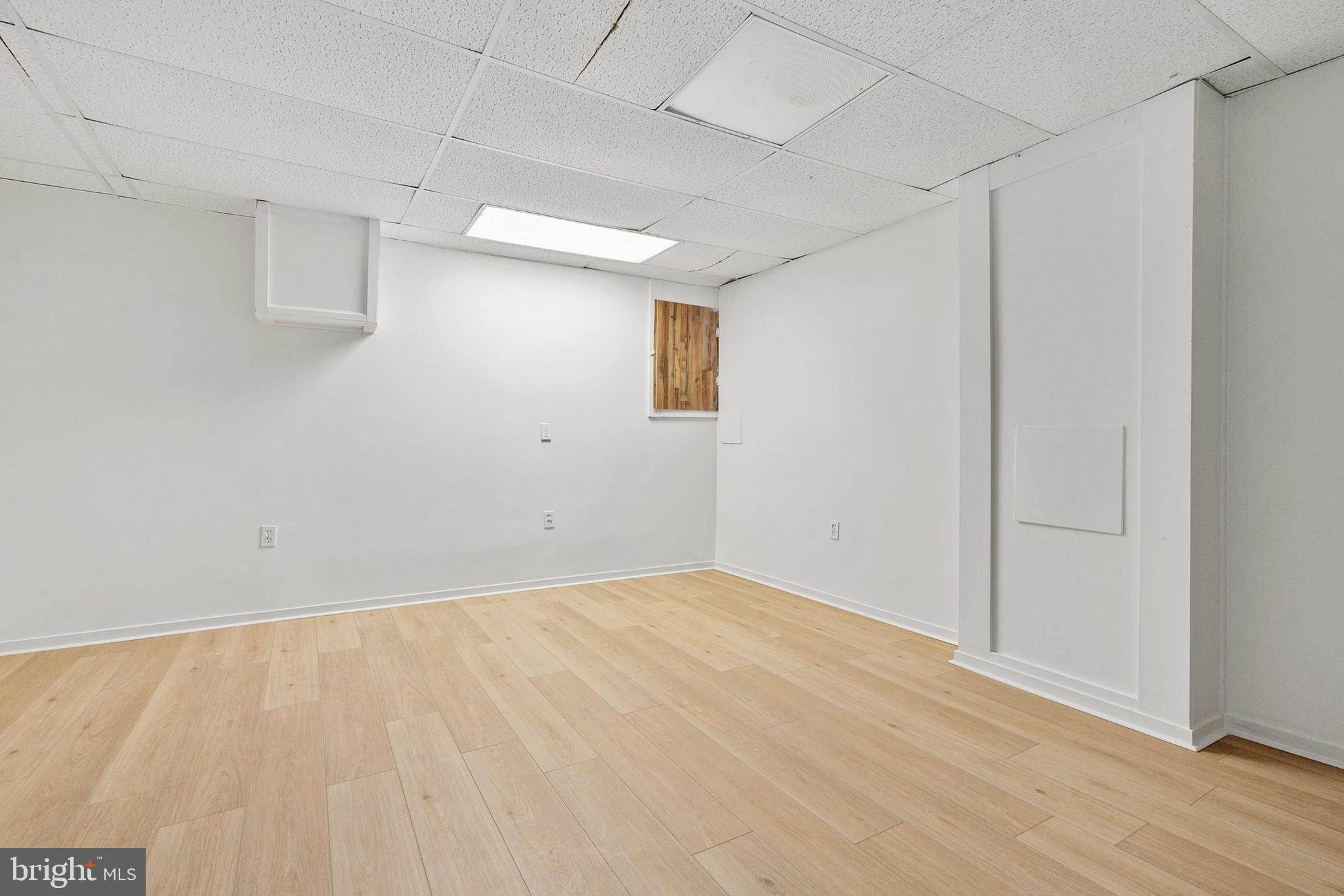 CHURCHILL TOWN SECTOR - Residential