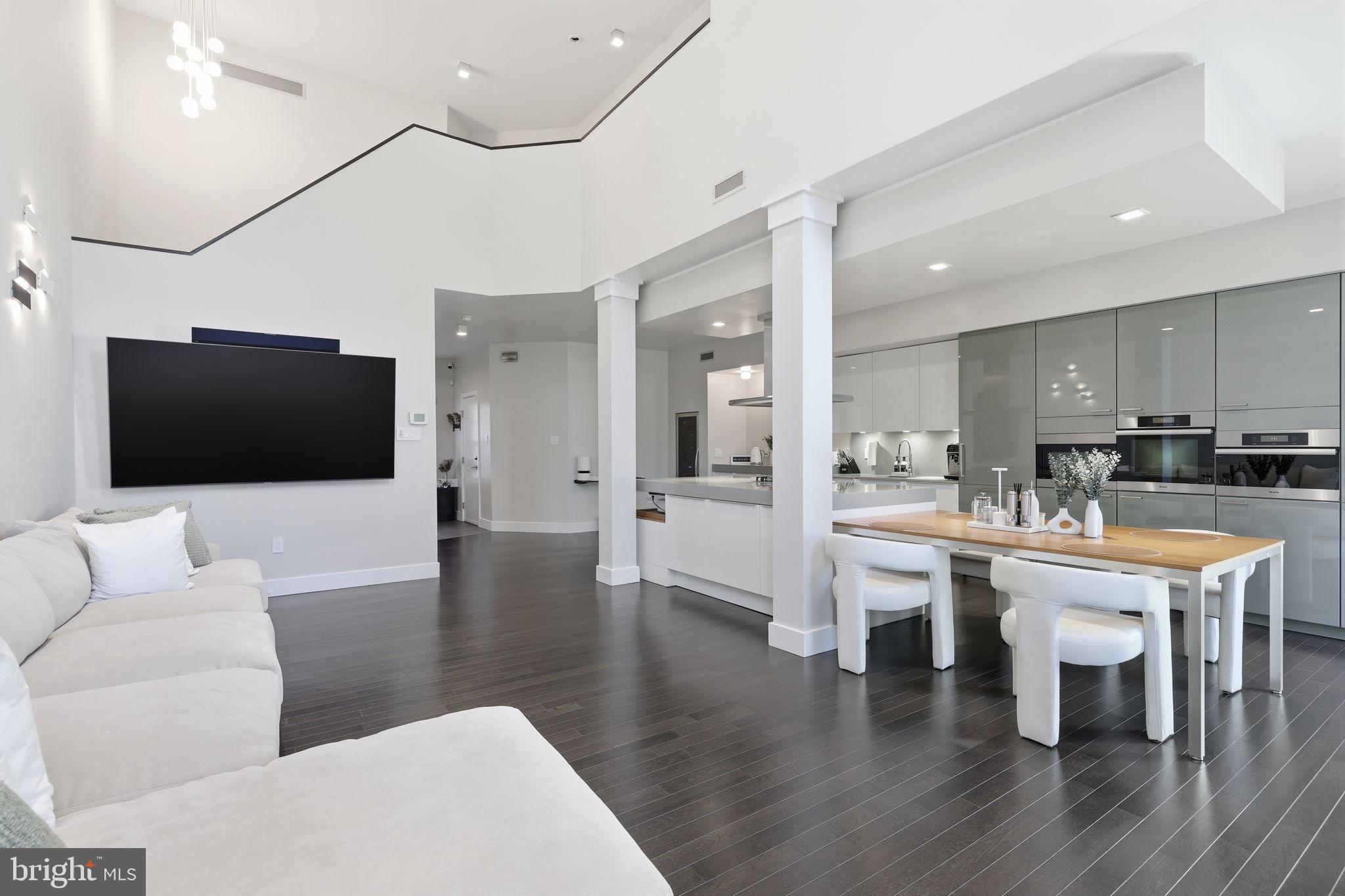 FIELDSTONE - Residential