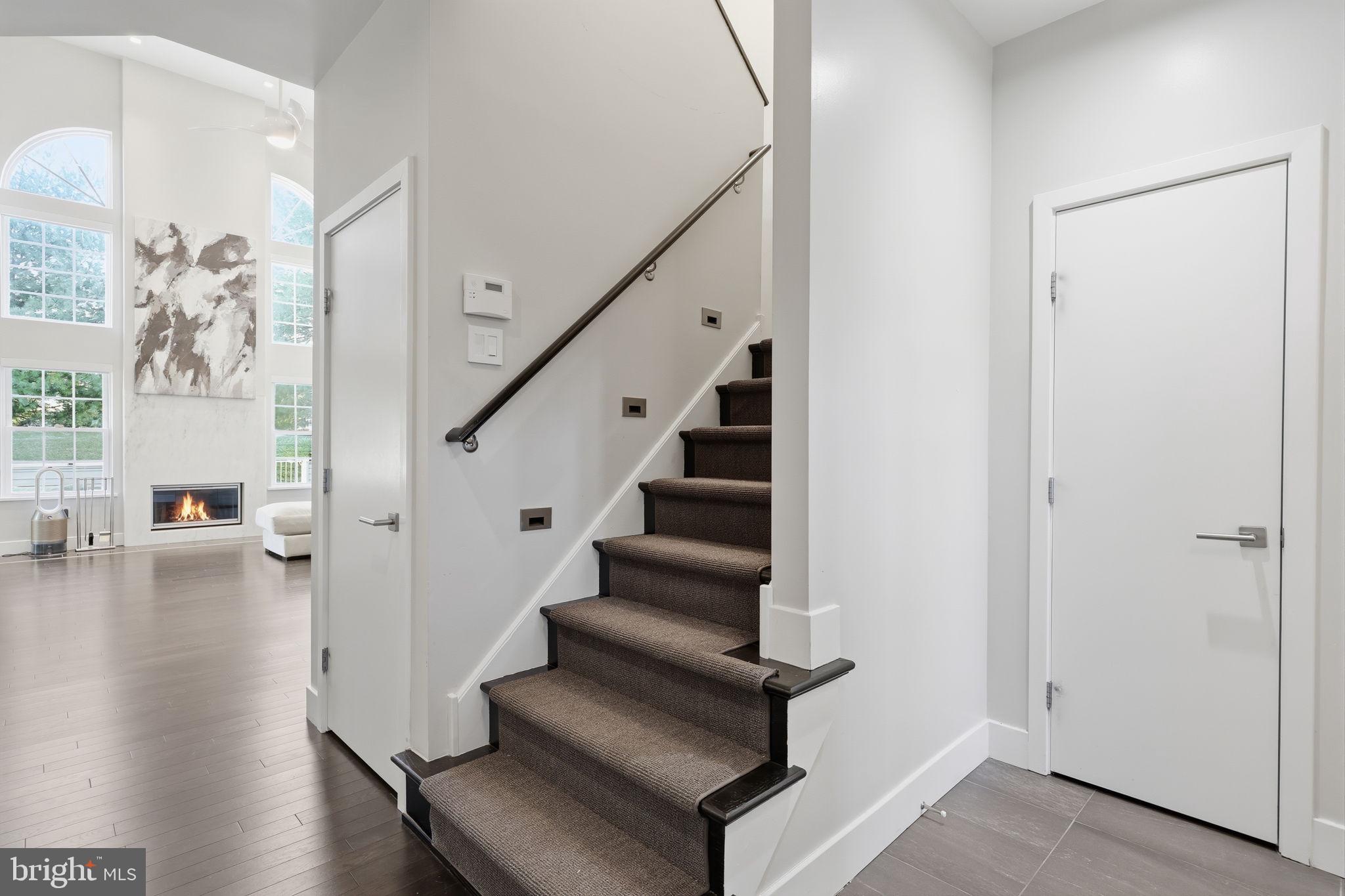 FIELDSTONE - Residential