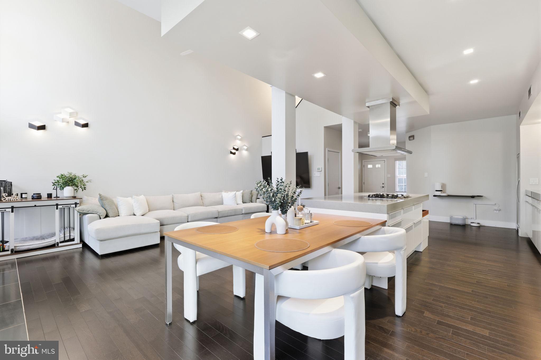 FIELDSTONE - Residential