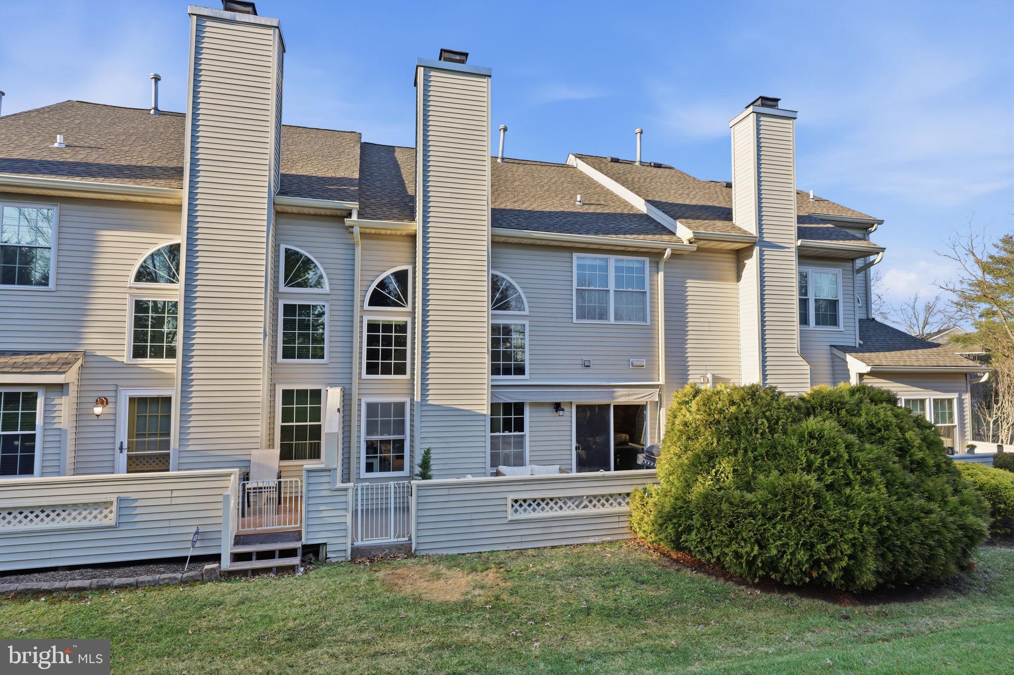 FIELDSTONE - Residential