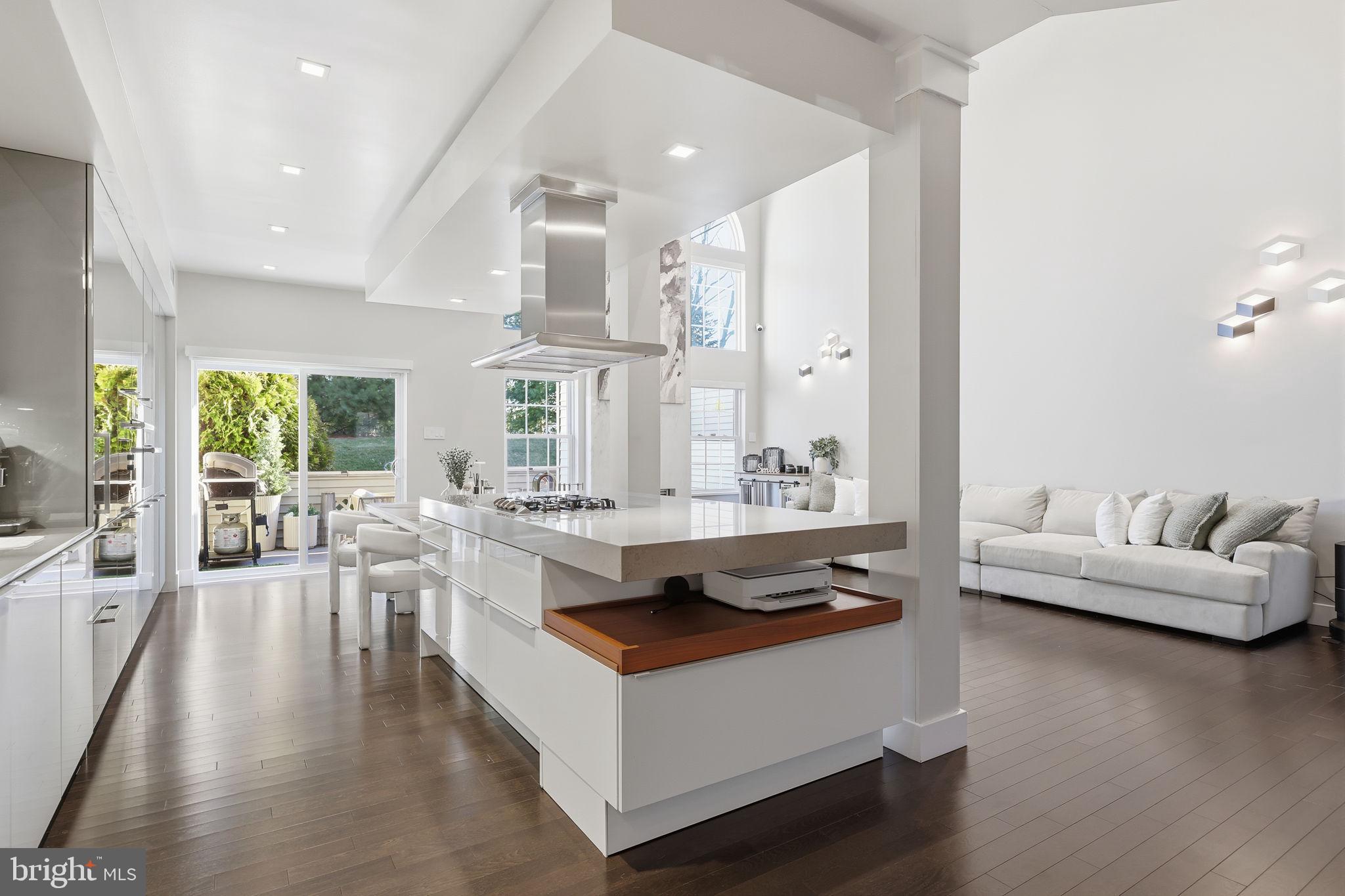 FIELDSTONE - Residential