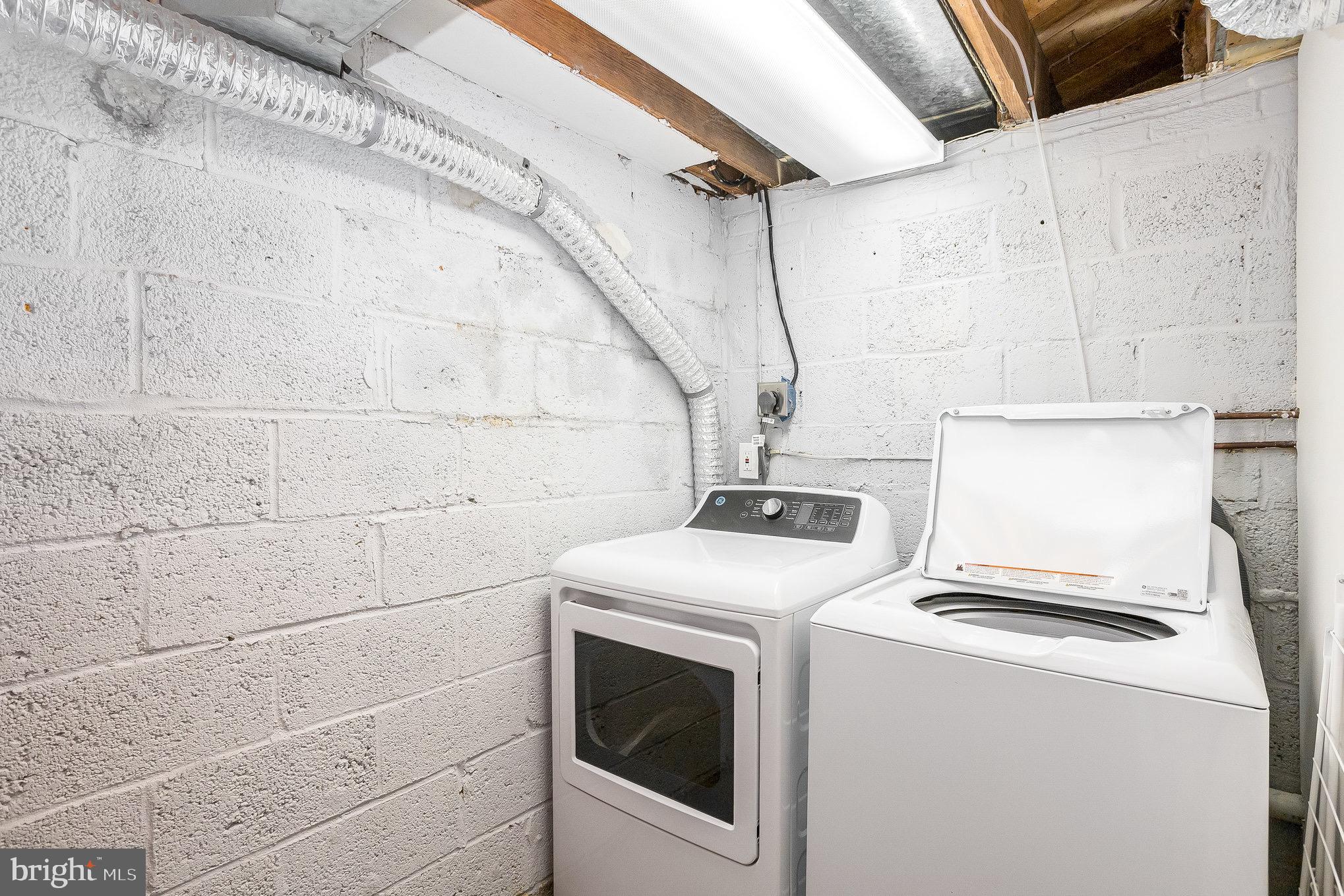 DOMINION HILLS - Residential Lease