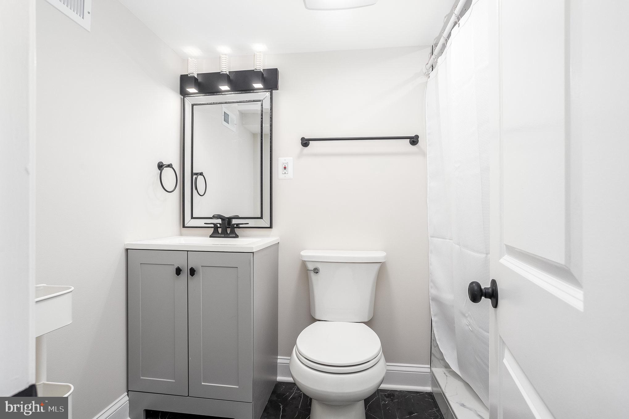 DOMINION HILLS - Residential Lease