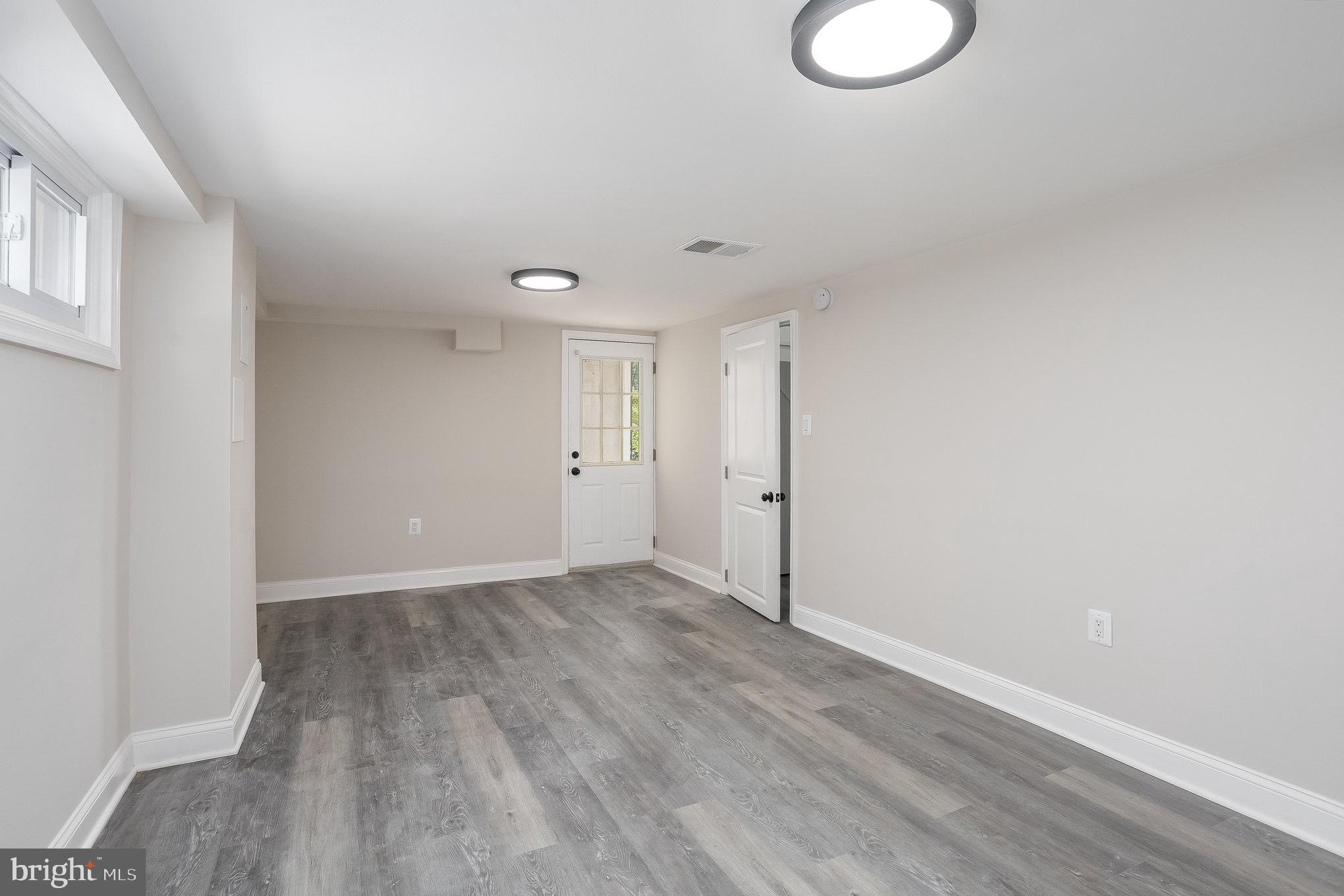 DOMINION HILLS - Residential Lease