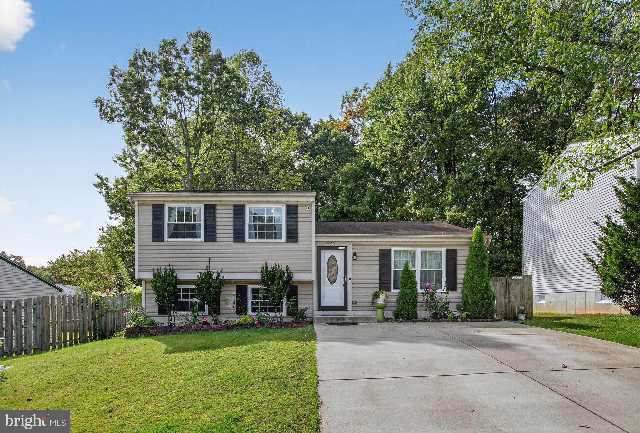 8460 RIPPLED CREEK COURT