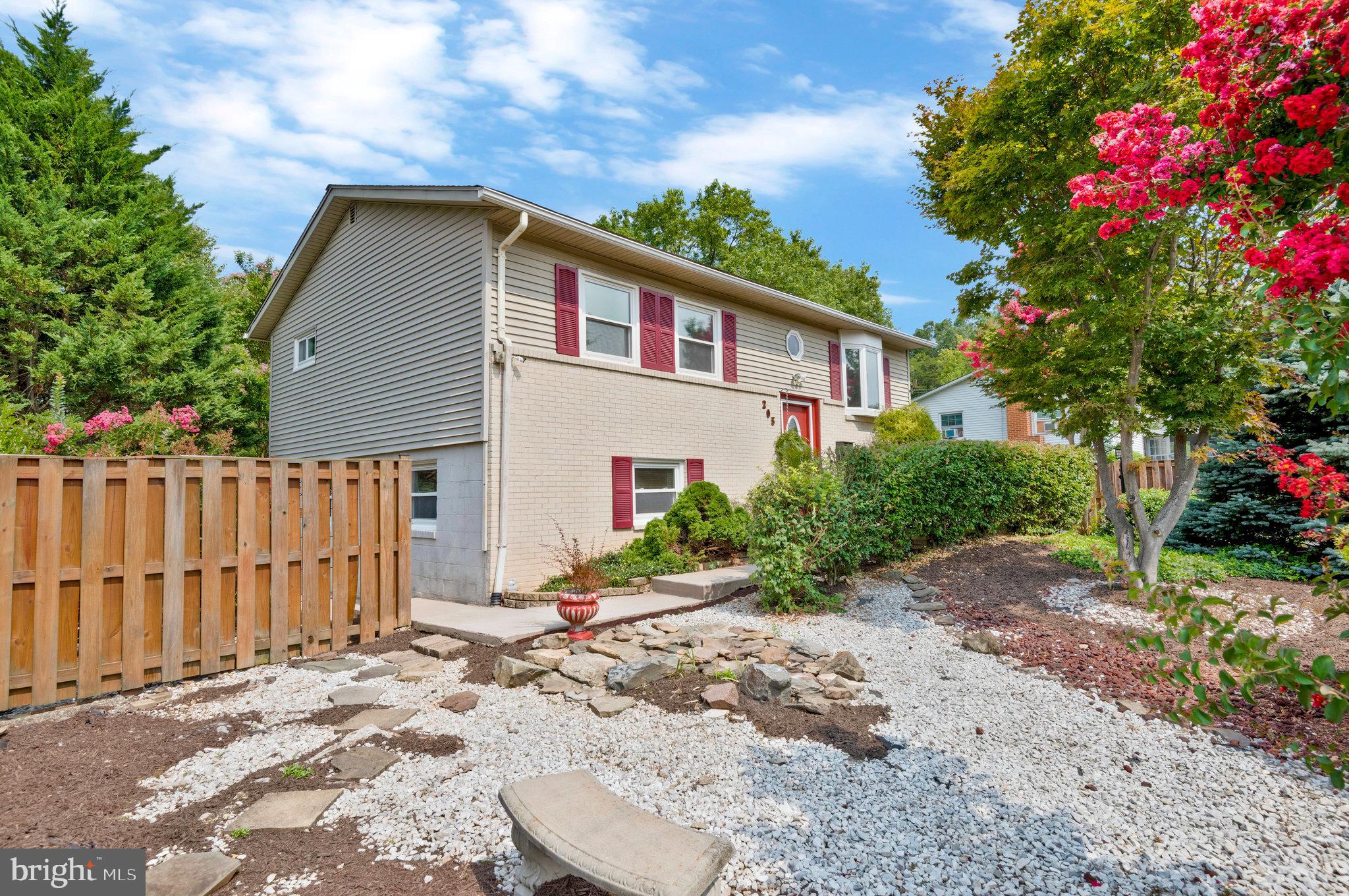 STERLING  PARK - Residential