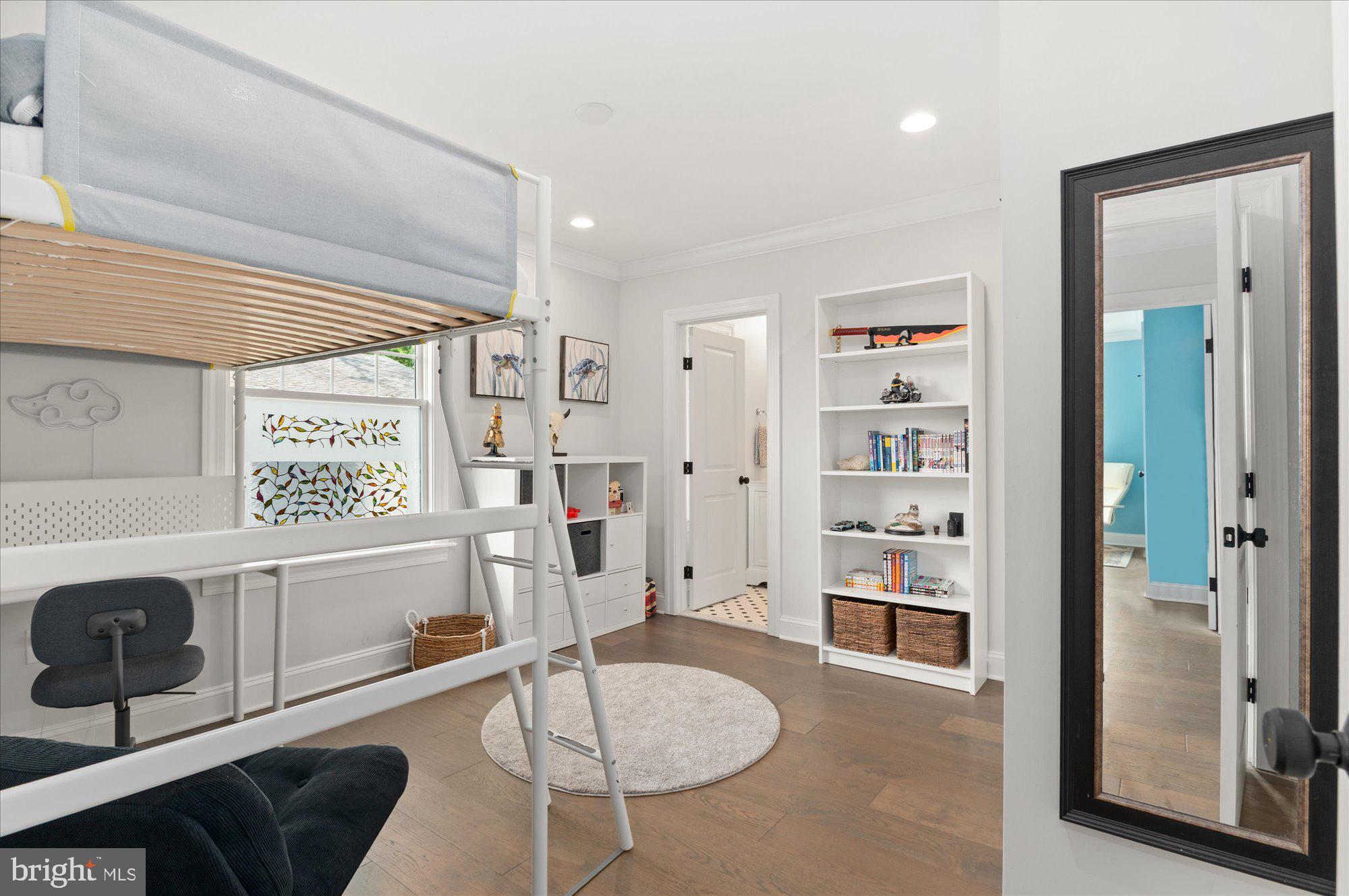 ROSEMONT - Residential