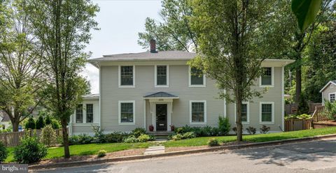 200 W MONROE AVENUE ALEXANDRIA VA 22301