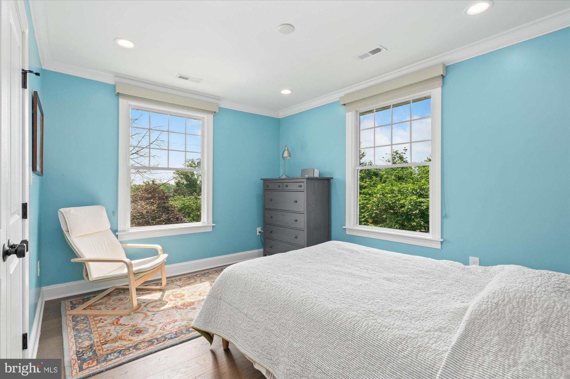 ROSEMONT - Residential