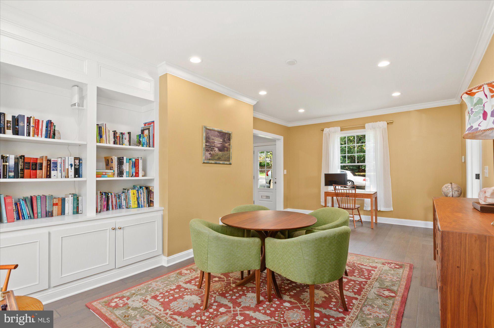 ROSEMONT - Residential