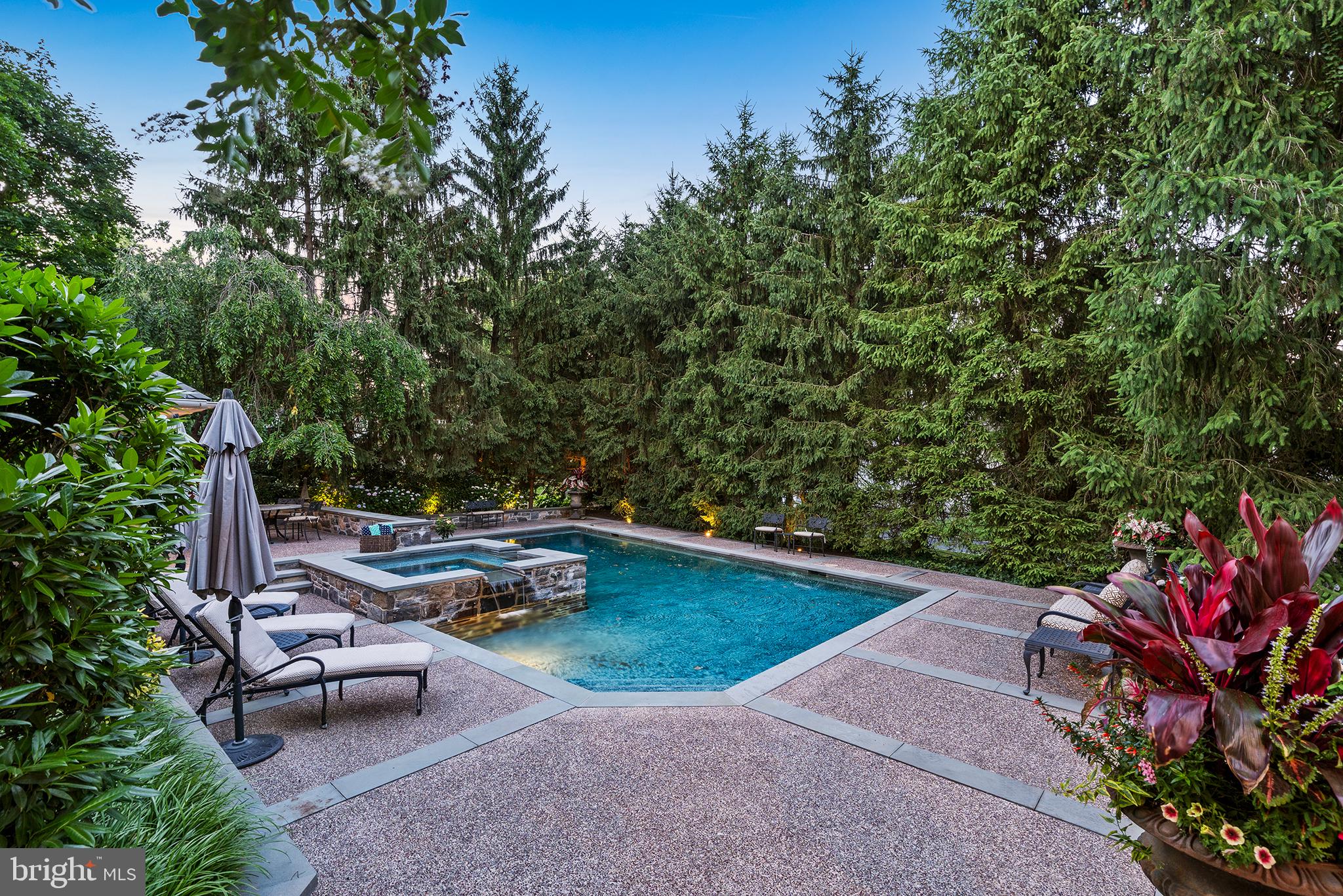 SOUTH WAYNE - Residential