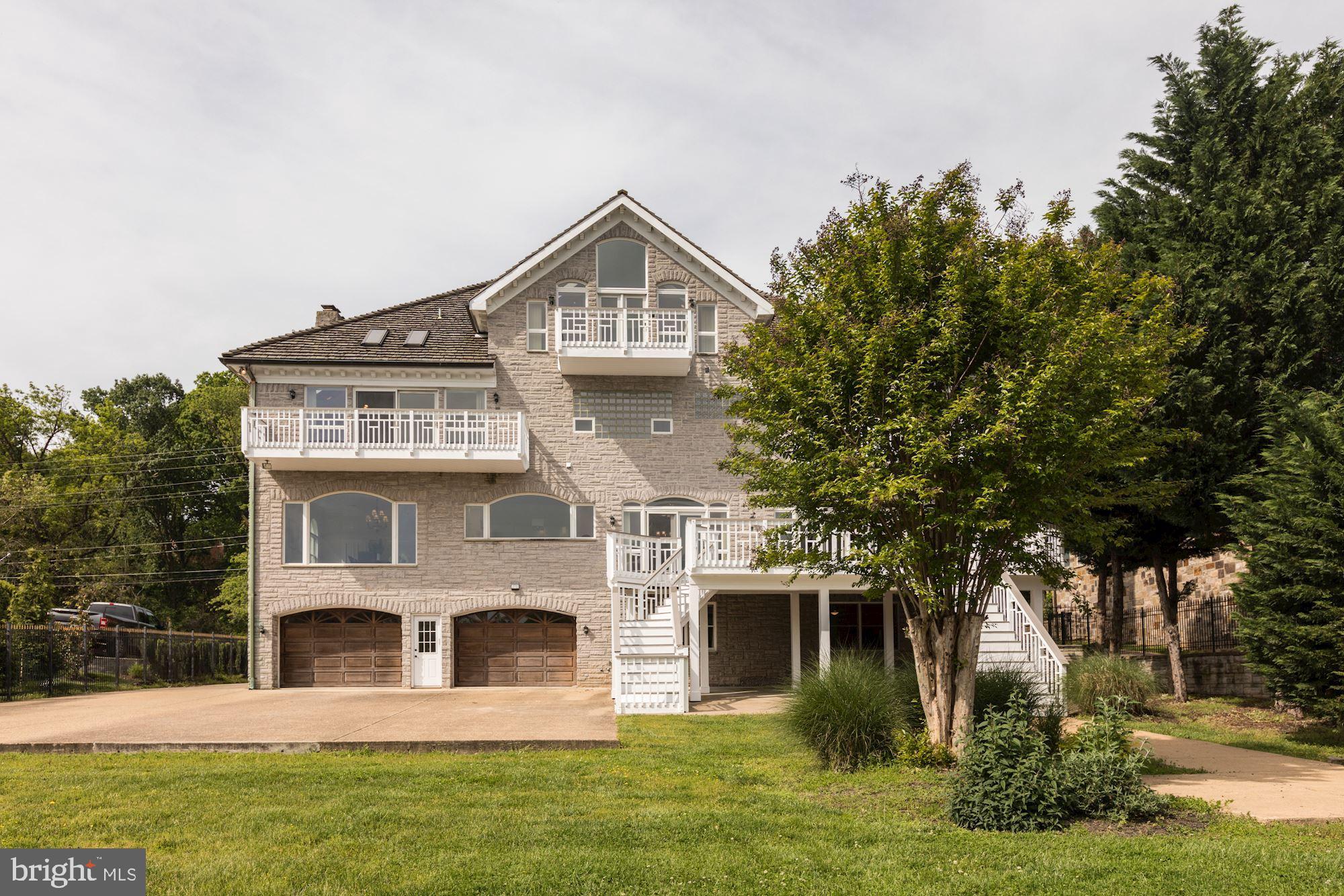 JOHN LEARY - Residential