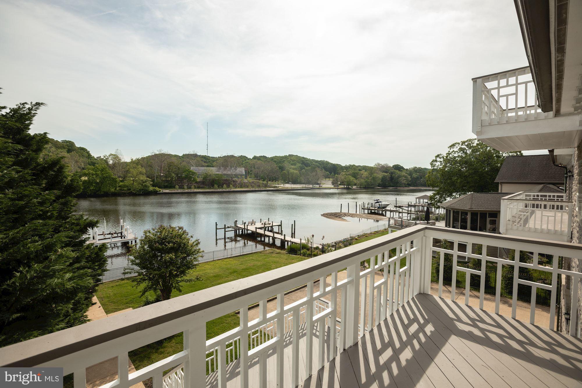 JOHN LEARY - Residential