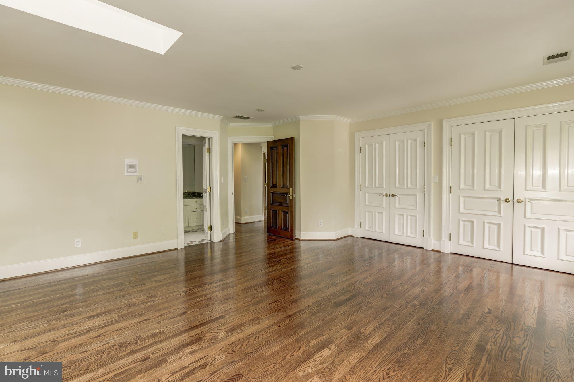 JOHN LEARY - Residential