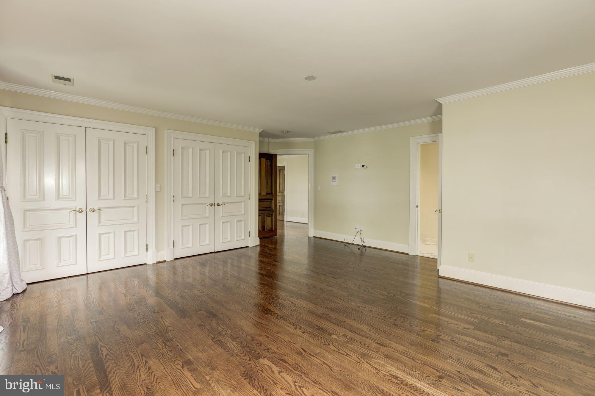 JOHN LEARY - Residential