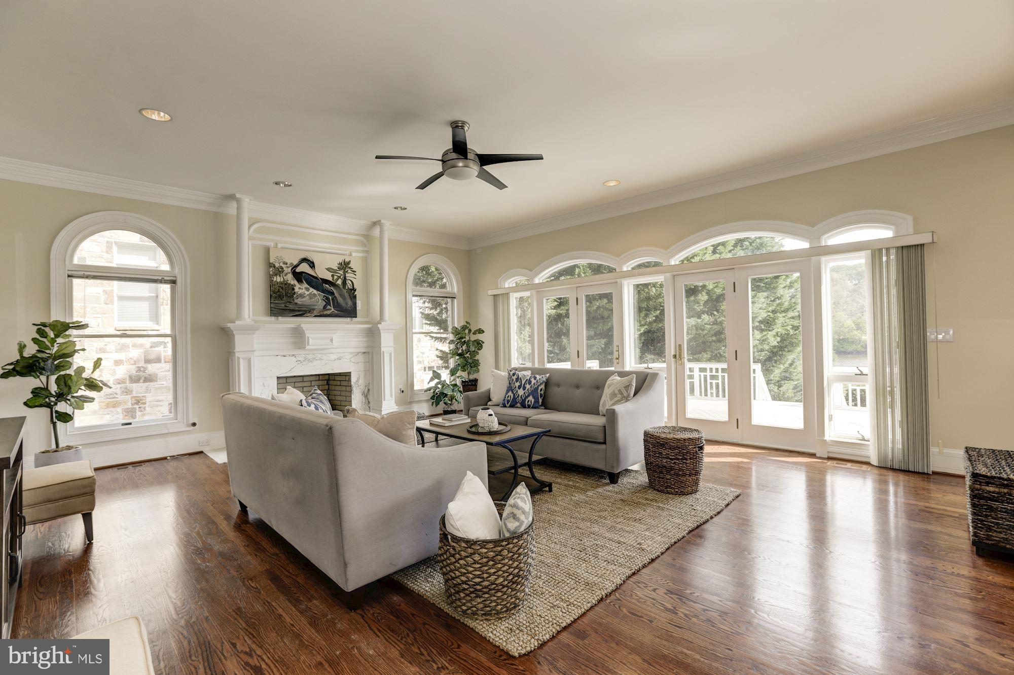 JOHN LEARY - Residential