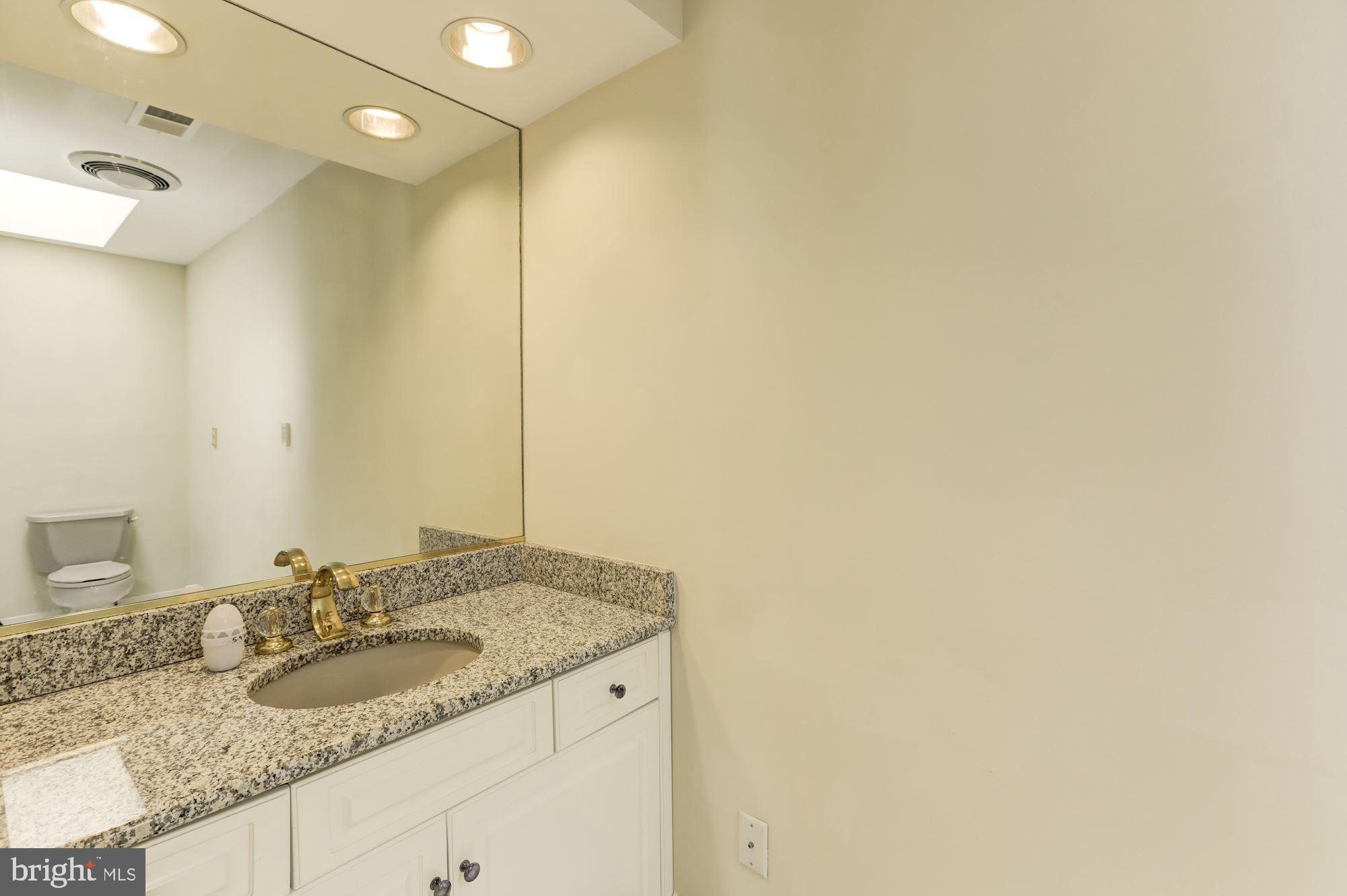 JOHN LEARY - Residential