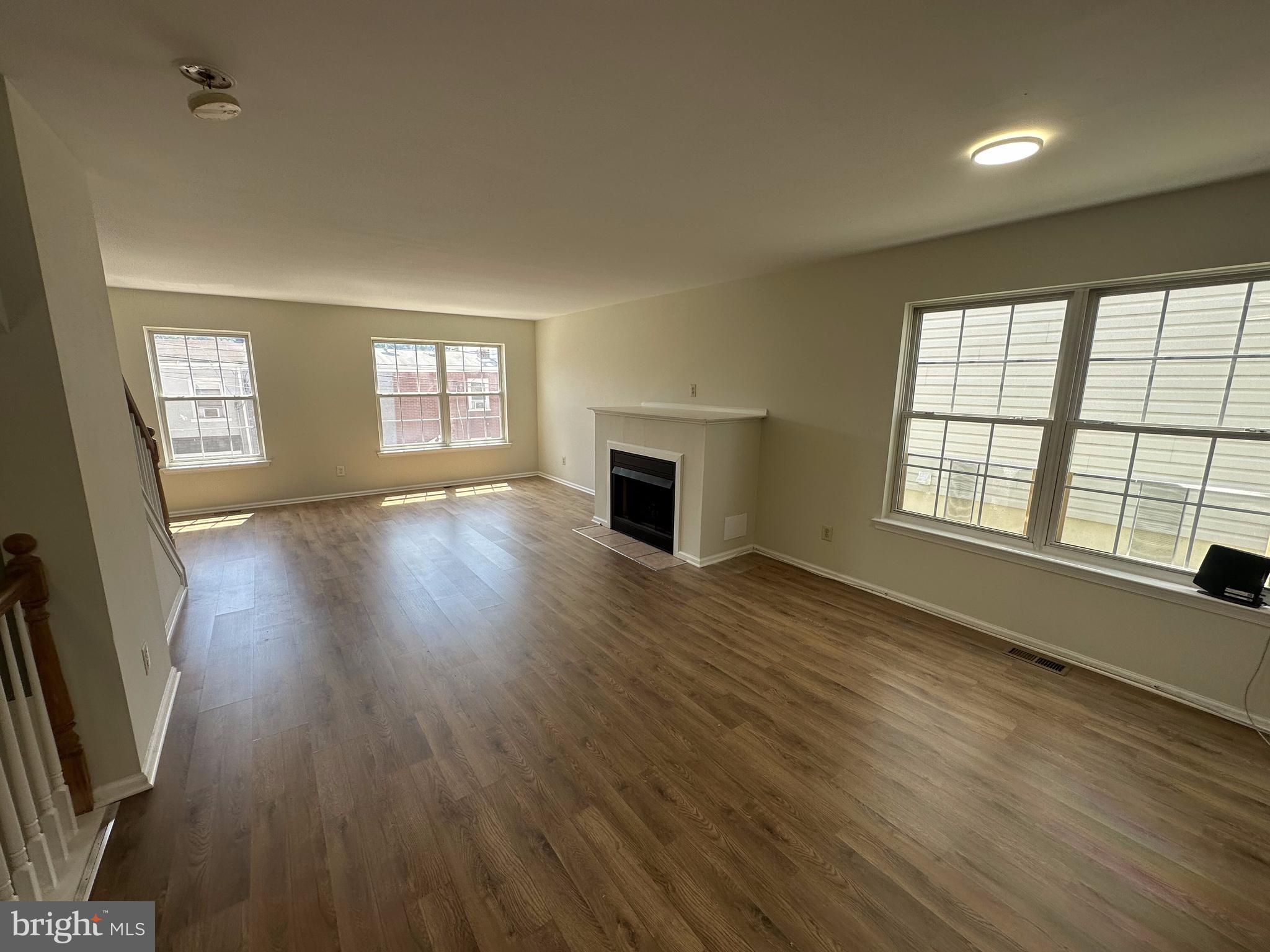 CONSHOHOCKEN STA - Residential Lease
