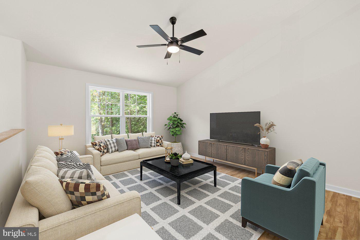 CAROLINE PINES - Residential