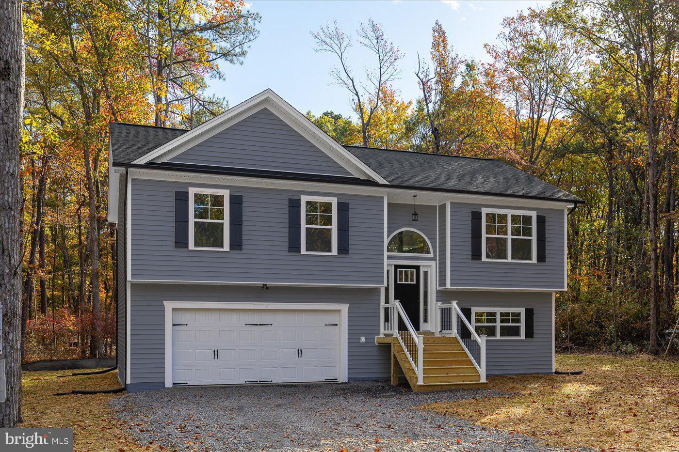 CAROLINE PINES - Residential