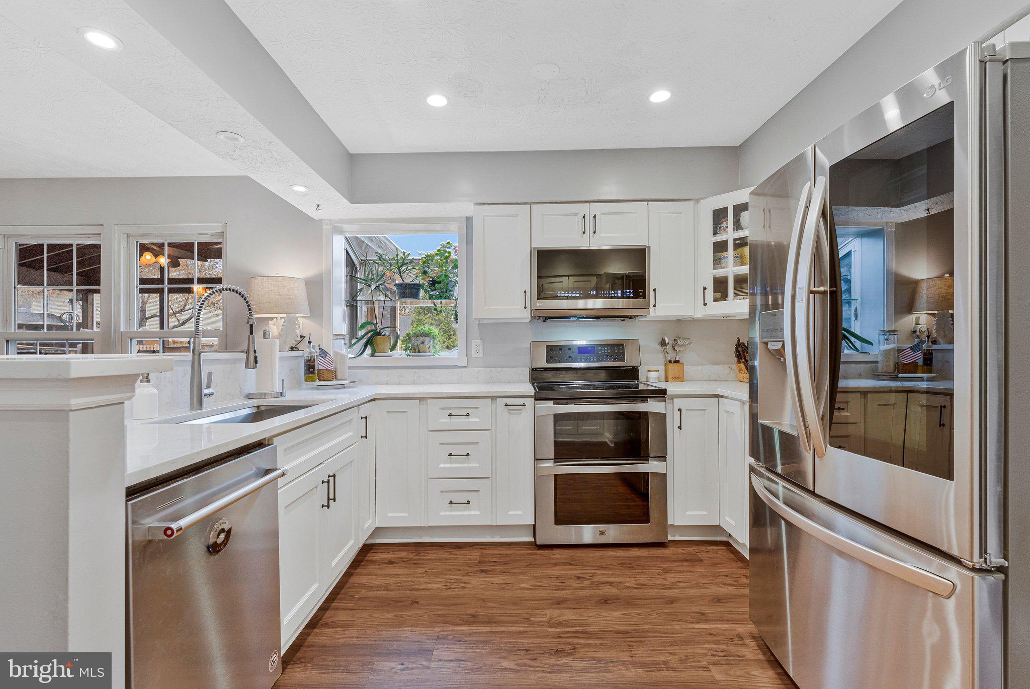 HASTINGS HUNT - Residential