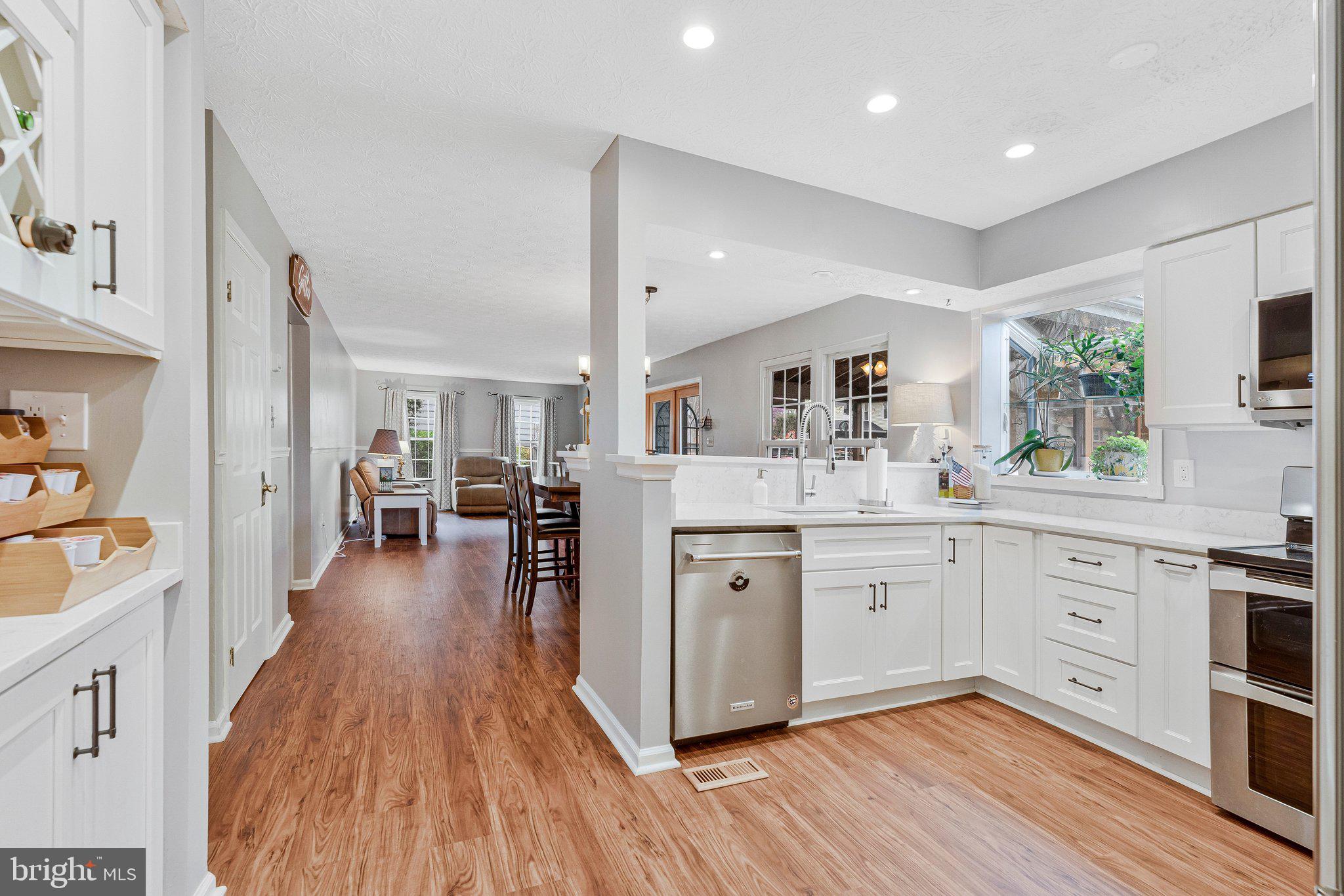 HASTINGS HUNT - Residential