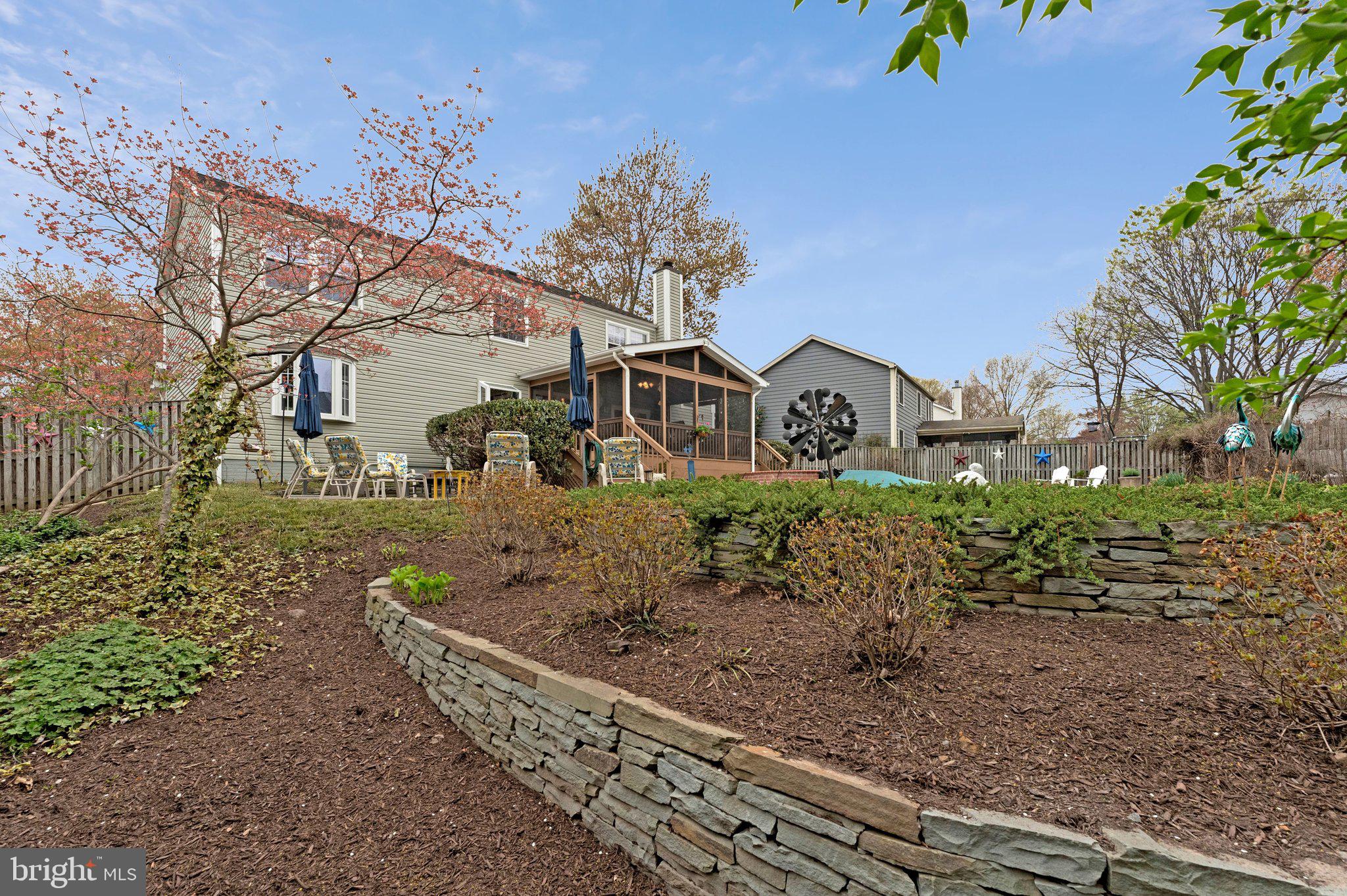 HASTINGS HUNT - Residential