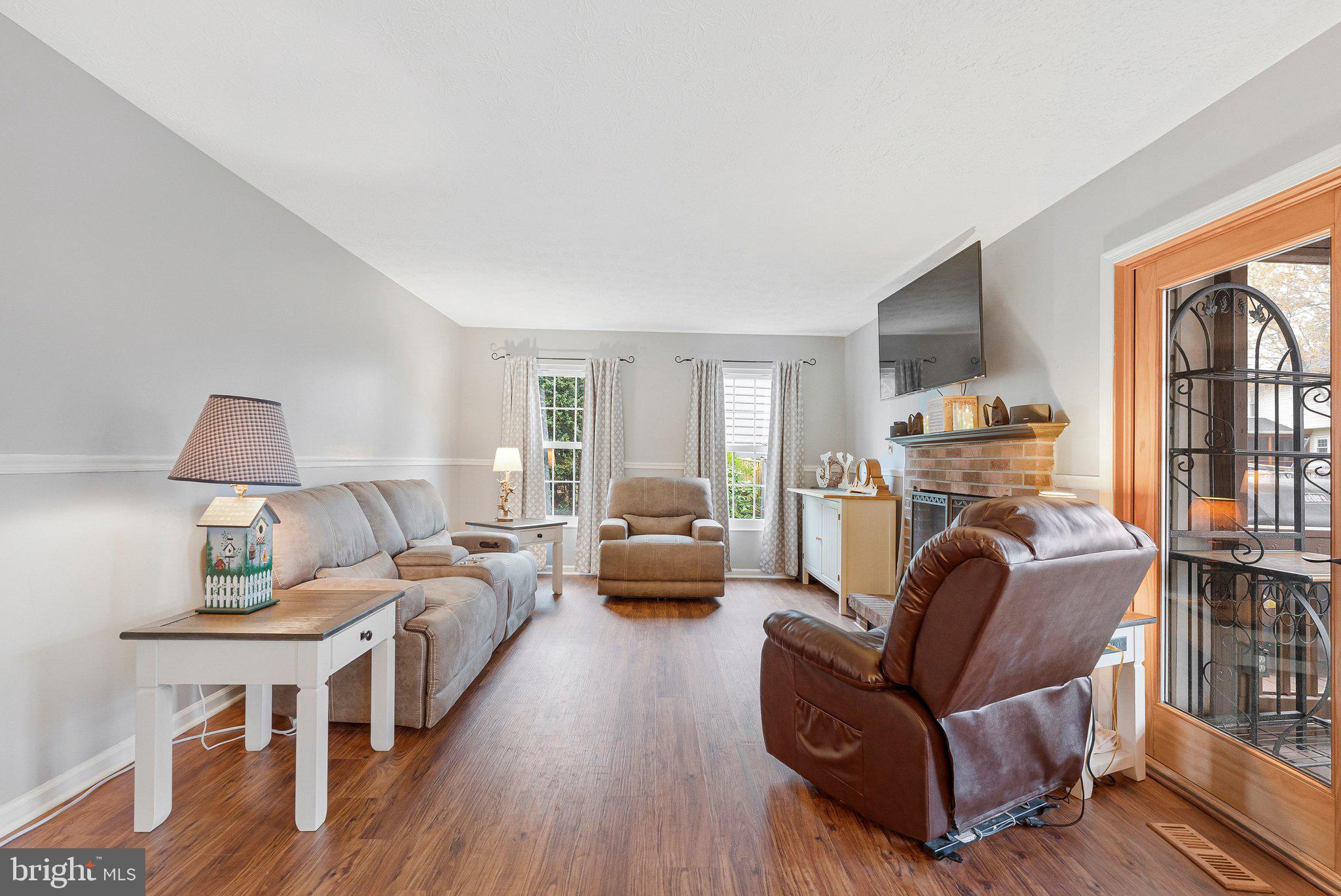 HASTINGS HUNT - Residential