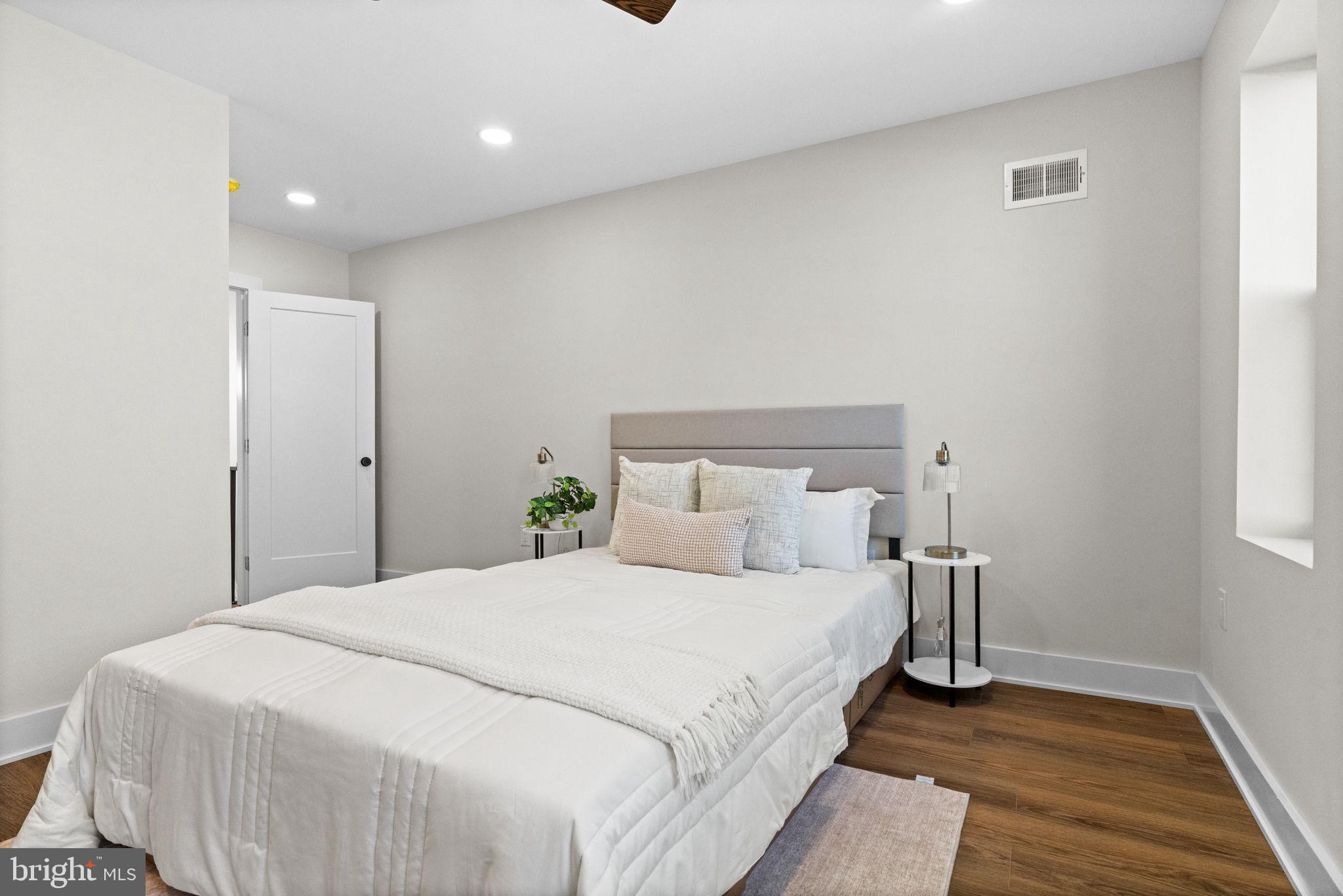 EAST PASSYUNK CROSSING - Residential