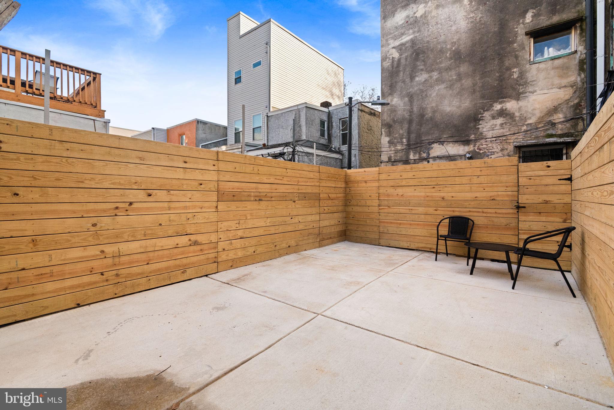EAST PASSYUNK CROSSING - Residential