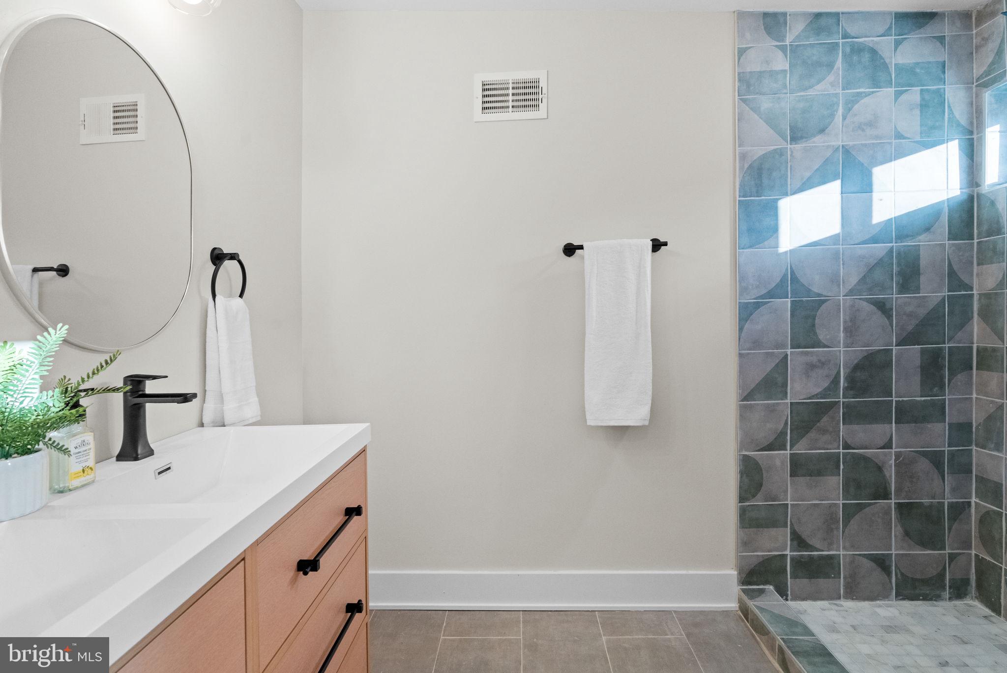 EAST PASSYUNK CROSSING - Residential