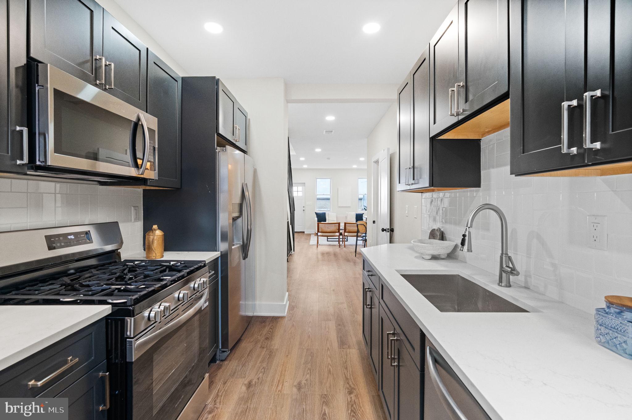 EAST PASSYUNK CROSSING - Residential