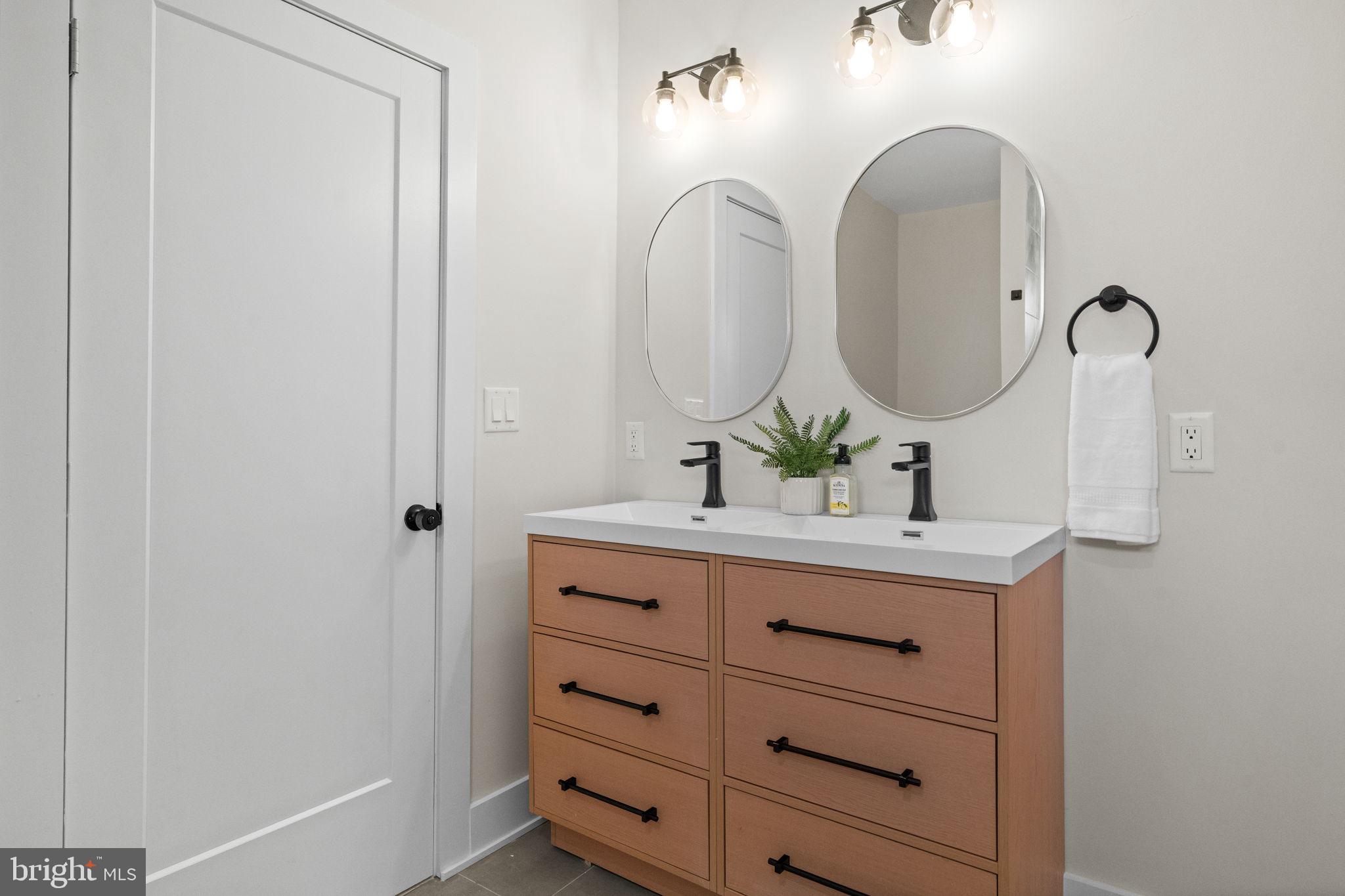 EAST PASSYUNK CROSSING - Residential