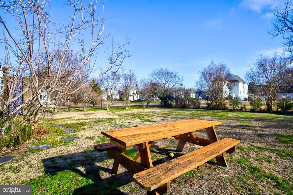 CHINCOTEAGUE - Residential