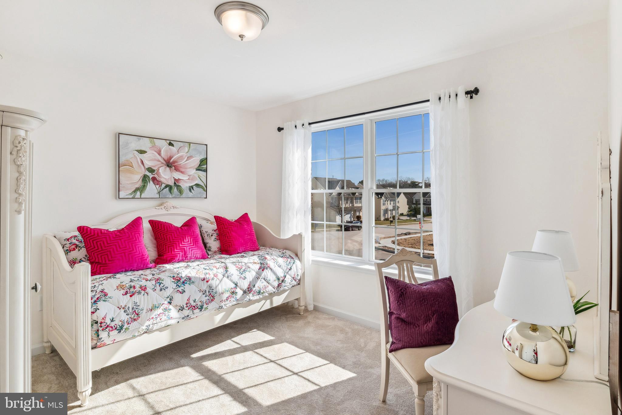 KINGS COURT AT BROWNSTONE - Residential