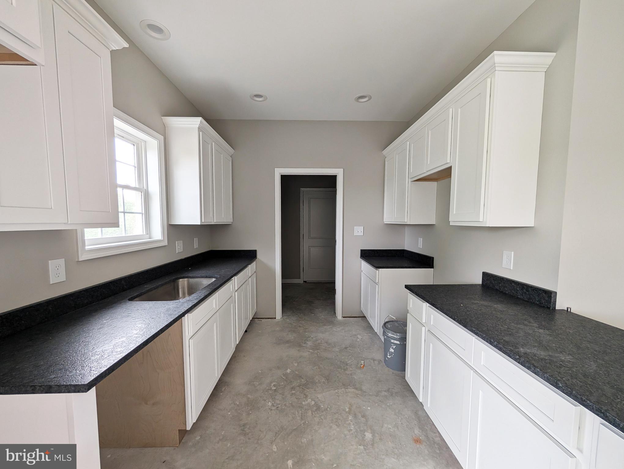 MANOKIN - Residential