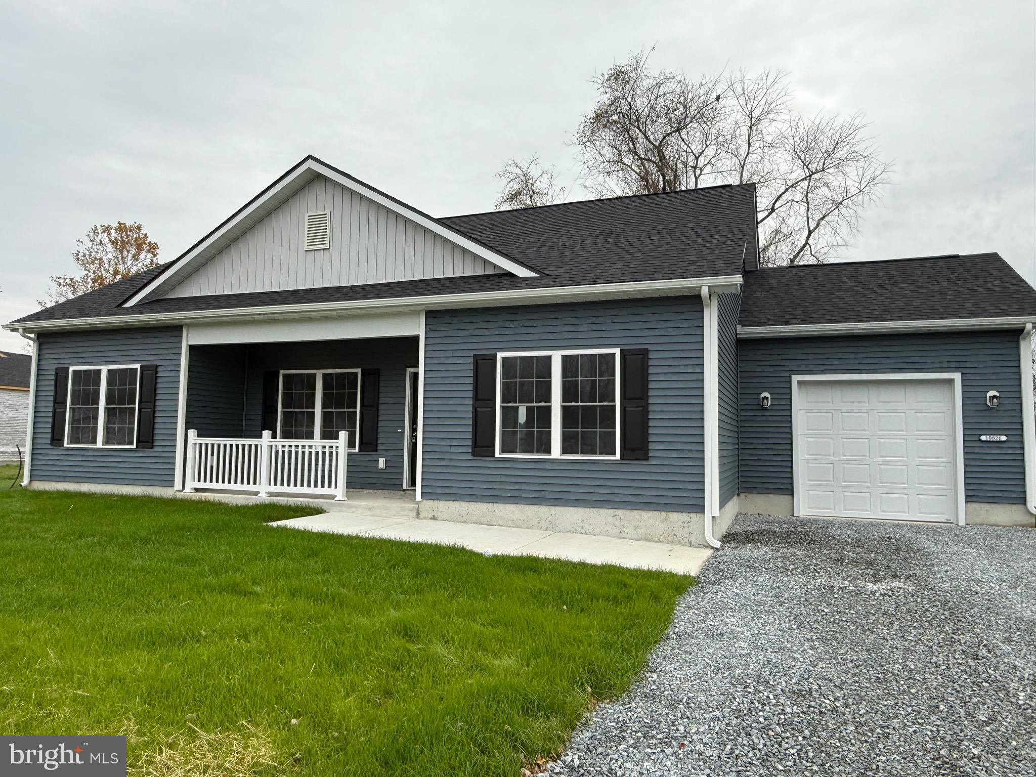 10826 CLIPPER CIRCLE