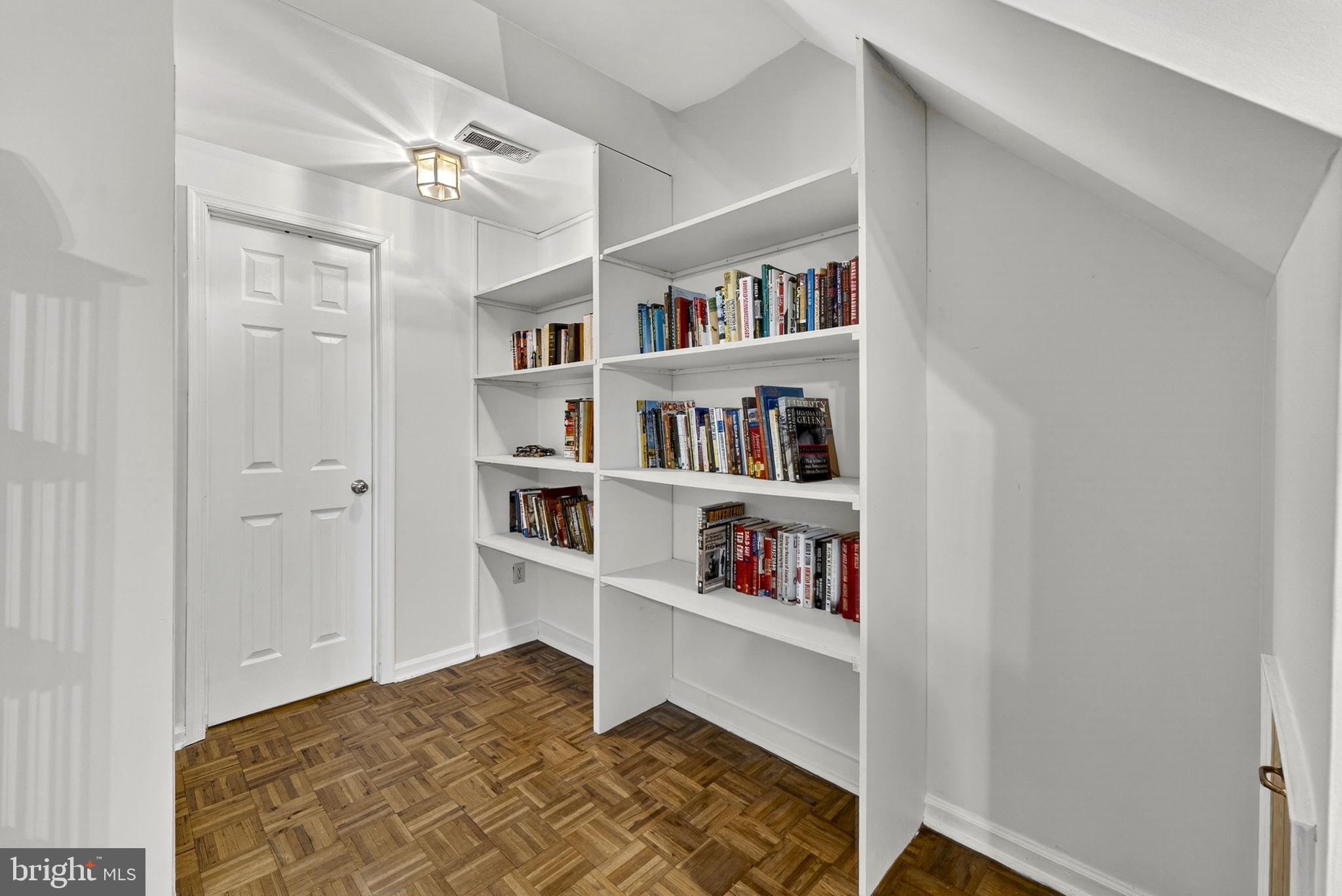 SOMERVILLE ESTATES - Residential